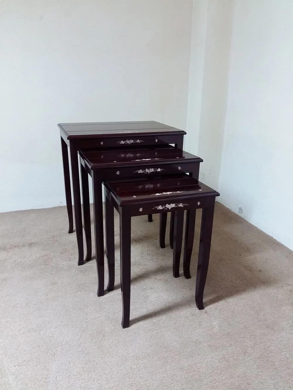 CN-317-1 | ROSEWOOD SET OF ALTAR TABLE | ชุดโต๊ะบูชา ไม้พะยูงสไตล์คลาสสิก